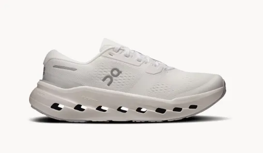 ON WOMEN’S CLOUDRUNNER 3 WHITE/IVORY